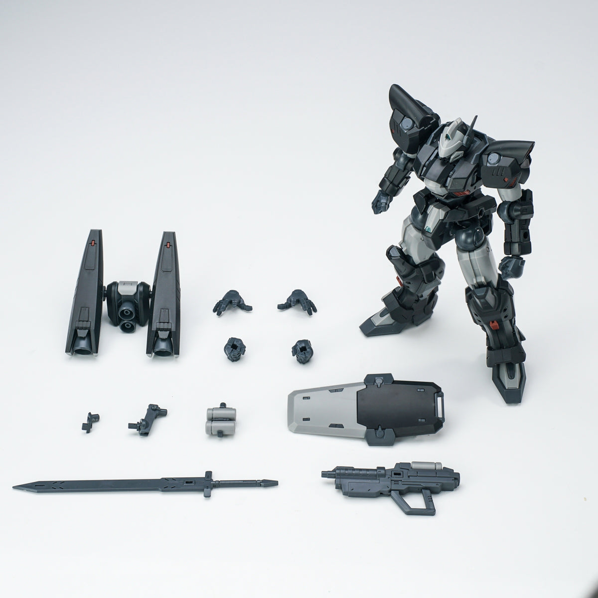 SHEIK MAINLAND - Ultra Action Trooper Stag II (Grey) - Model Kit 1/144