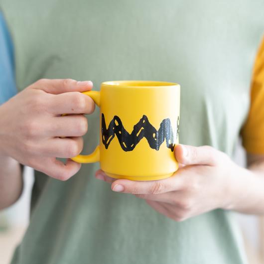 SNOOPY - Yellow - Mug 10Oz