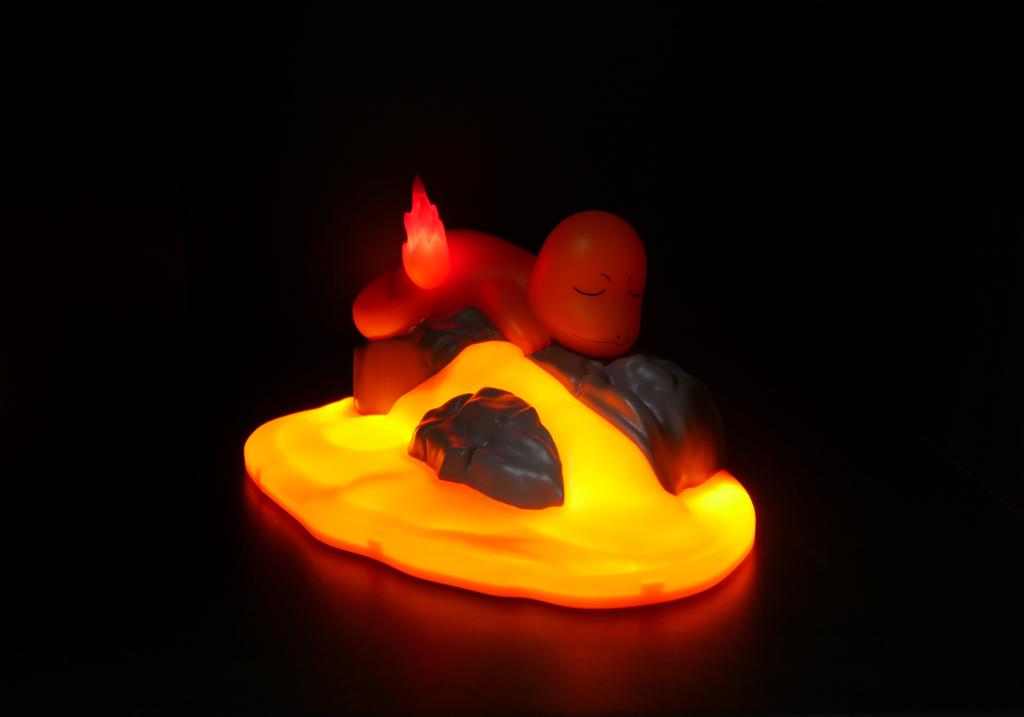 POKEMON - Chamander - LED Light-Up Scene