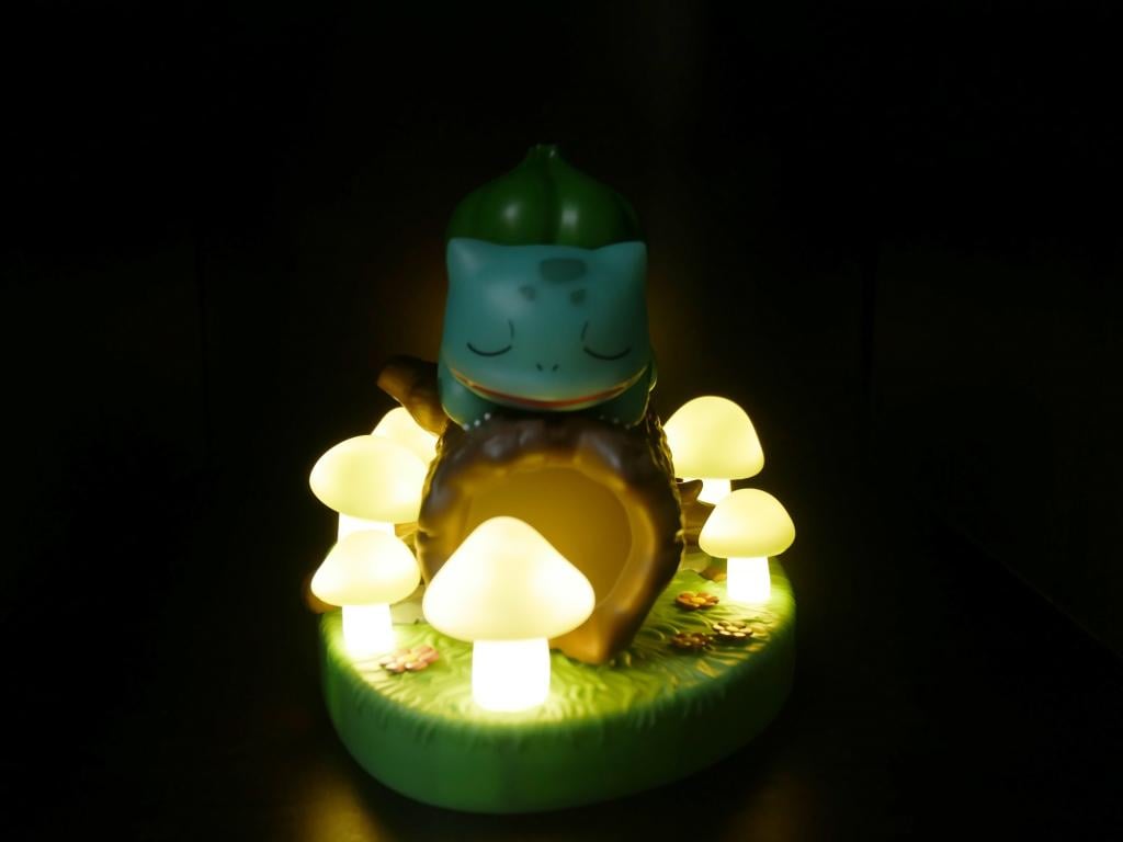 POKEMON - Bulbasaur - LED Light-Up Scene