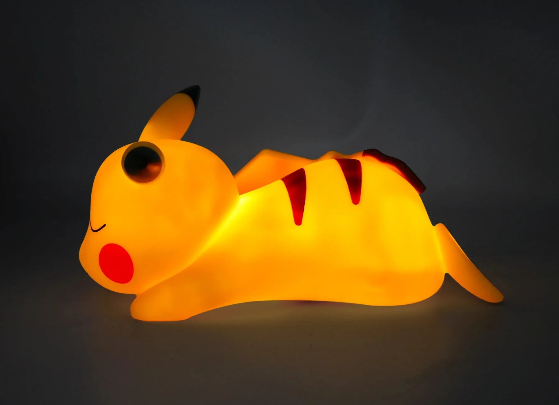 POKEMON - Sleeping Pikachu - LED Lamp 25cm