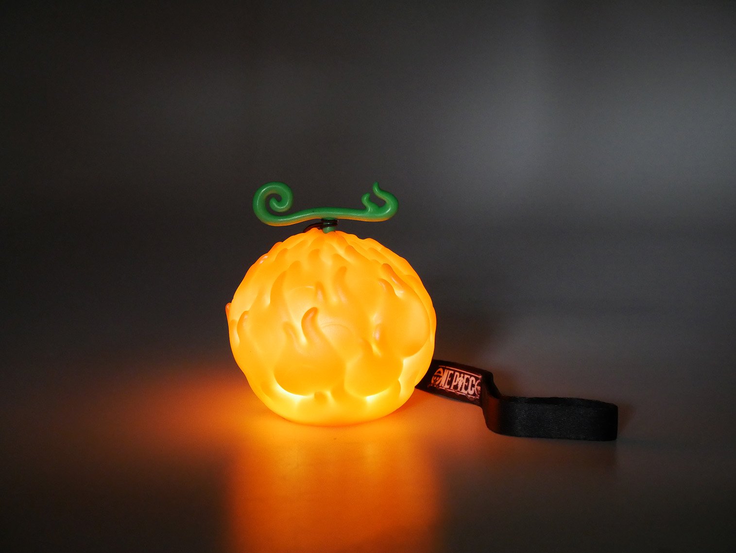 ONE PIECE - Flam Fruit - LED Lamp  - 8 cm