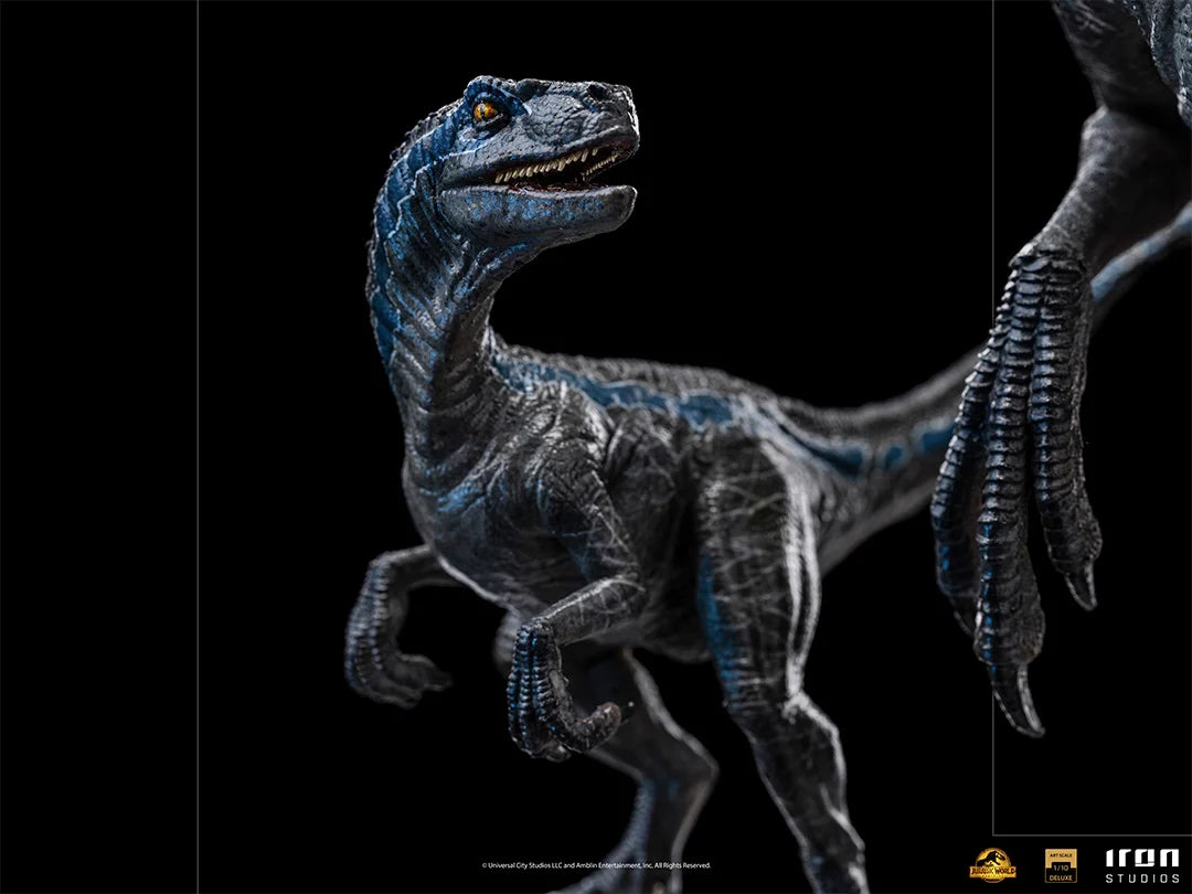 JURASSIC WORLD - Blue and Beta - Statue Art Scale Deluxe 1/10