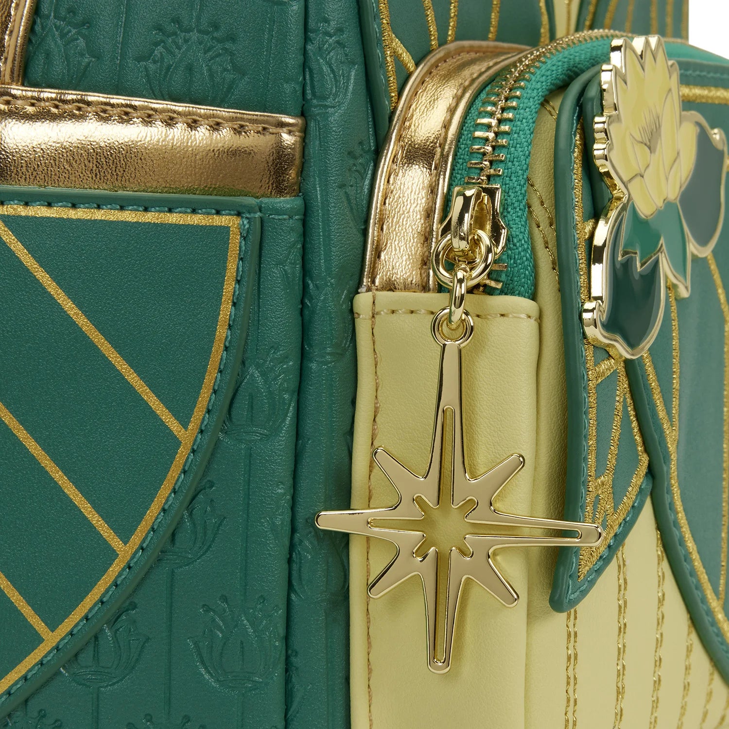 DISNEY PRINCESS - Tiana - Mini Backpack LoungeFly