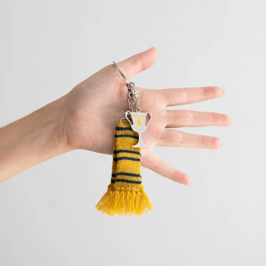 HARRY POTTER - Hufflepuff Scarf - Keychain 12cm