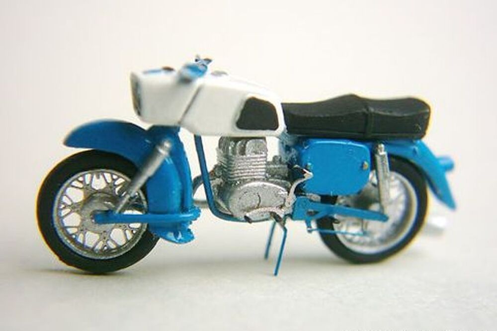 MZ 250-civil version