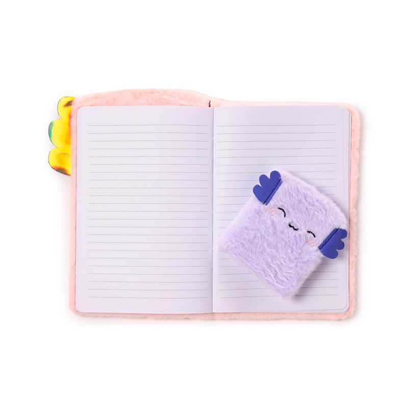 KAWAII - Maddie the Axolotl - Premium Fluffy Notebook + 1 Mini