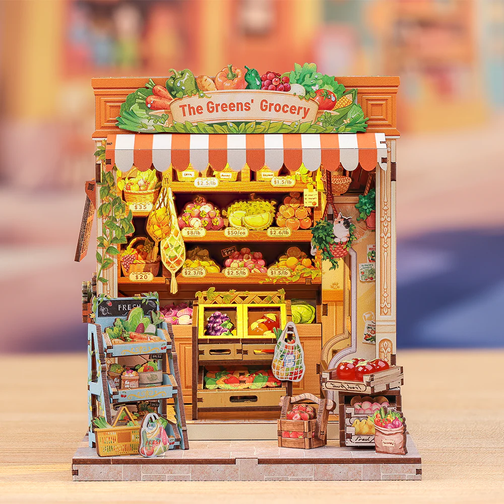 MINIATURE HOUSE - DIY- The Green's Grocery - 301pc + LED Light