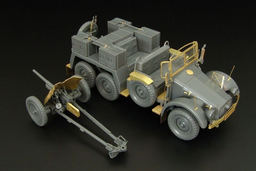 Kfz 69 Krupp  with 3 7cm Pak (Tamiya)