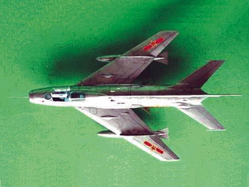 Shenyang FT-6 Trainer