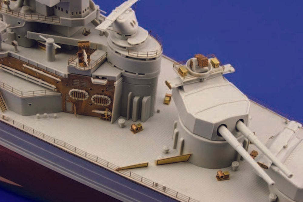 HMS Hood f��r Trumpeter-Bausatz