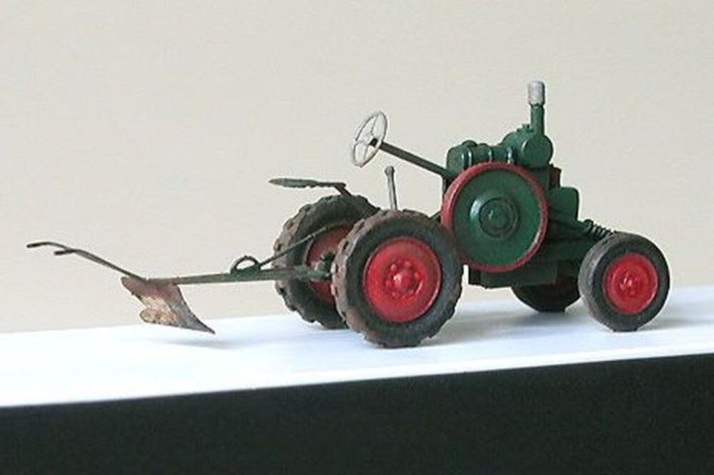 Tractor Svoboda with plow year1937