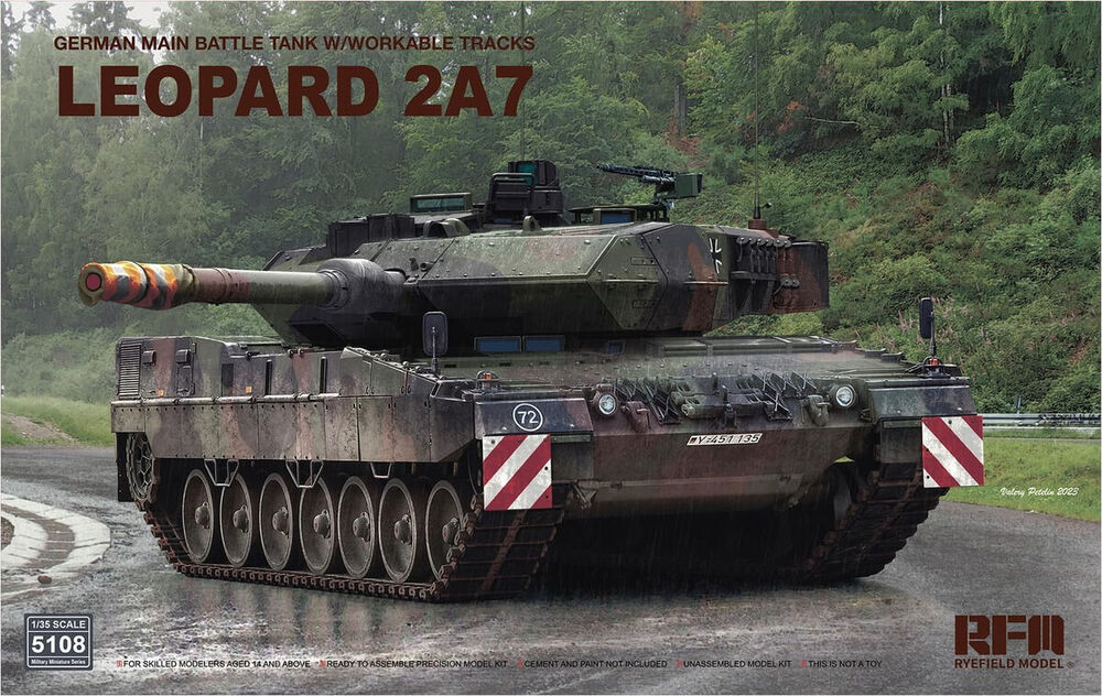 German Main Battle Tank w/Workable Tracks Leopard 2A7