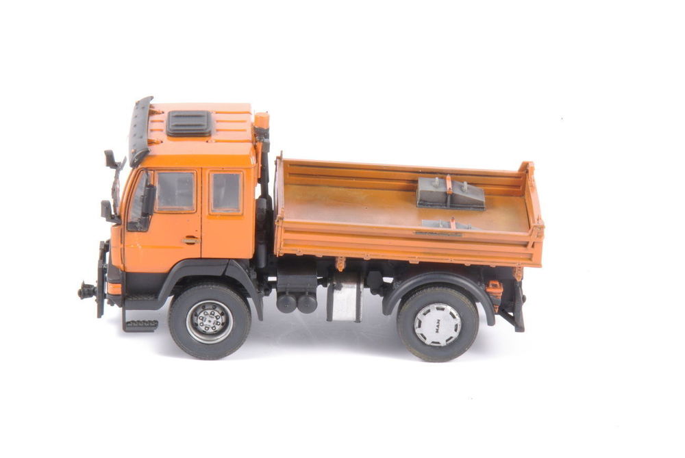 MAN LE 10.220 Bundeswehr Military Aircra Tug + Towbar