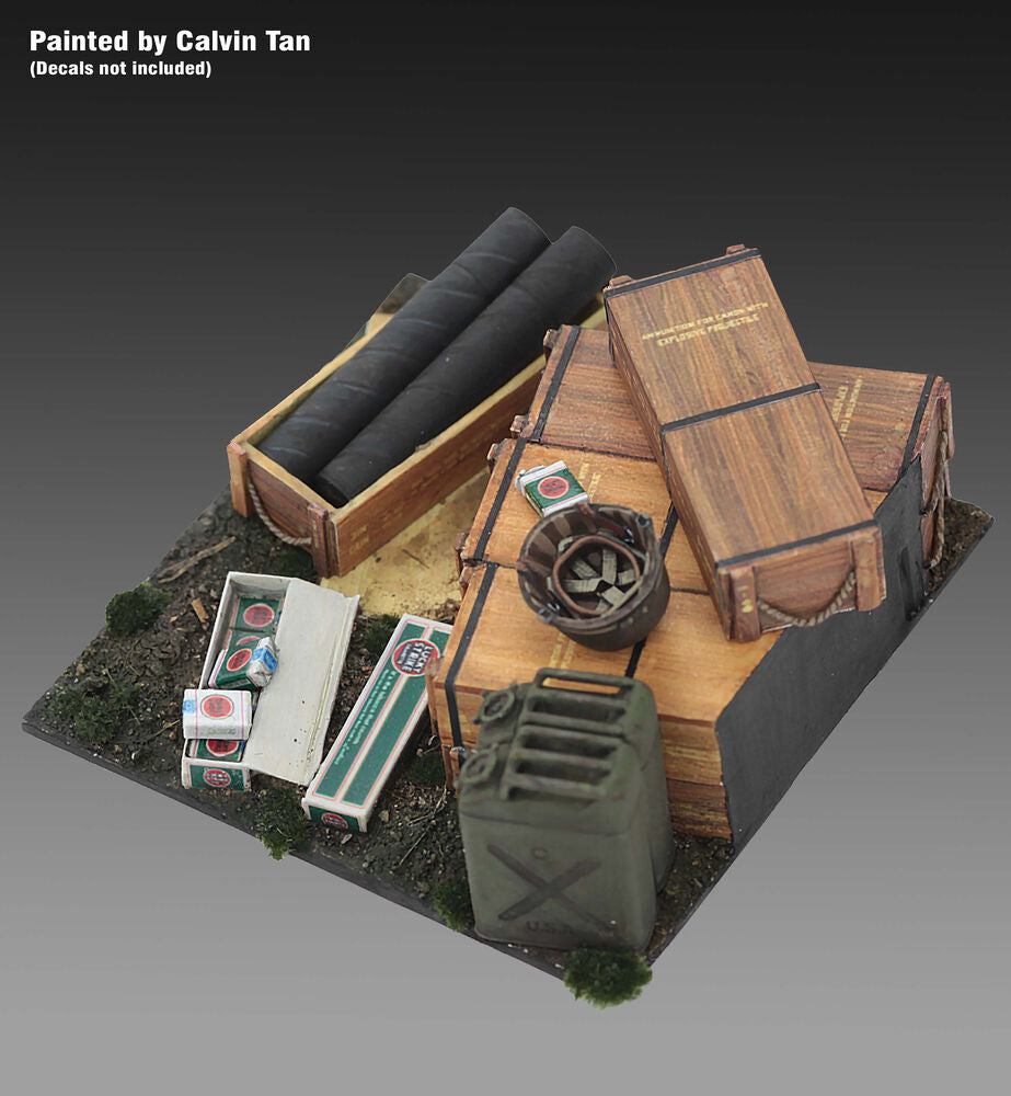 Base with 105 mm Ammo with Cases  cm4x4