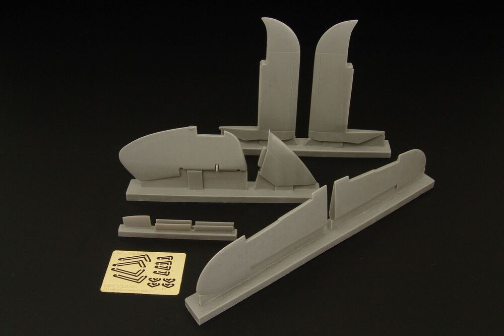 Beaufighter Mk IV -X control surfaces (TAMIYA)