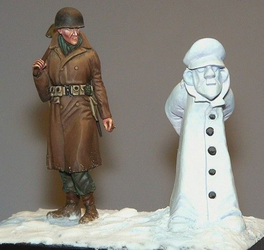 Soldat mit Schneemann