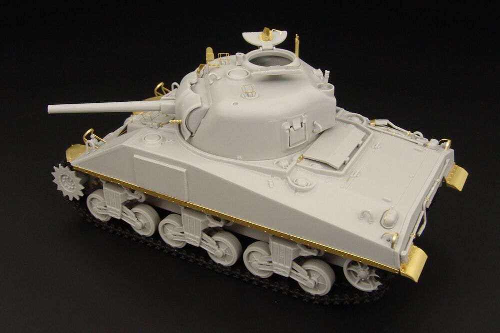 M4 SHERMAN (Hobbyboss)