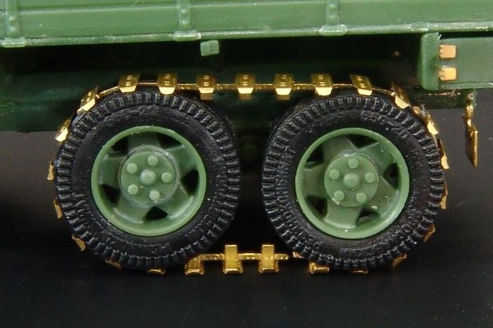 GAZ AAA Tracks (UM models)