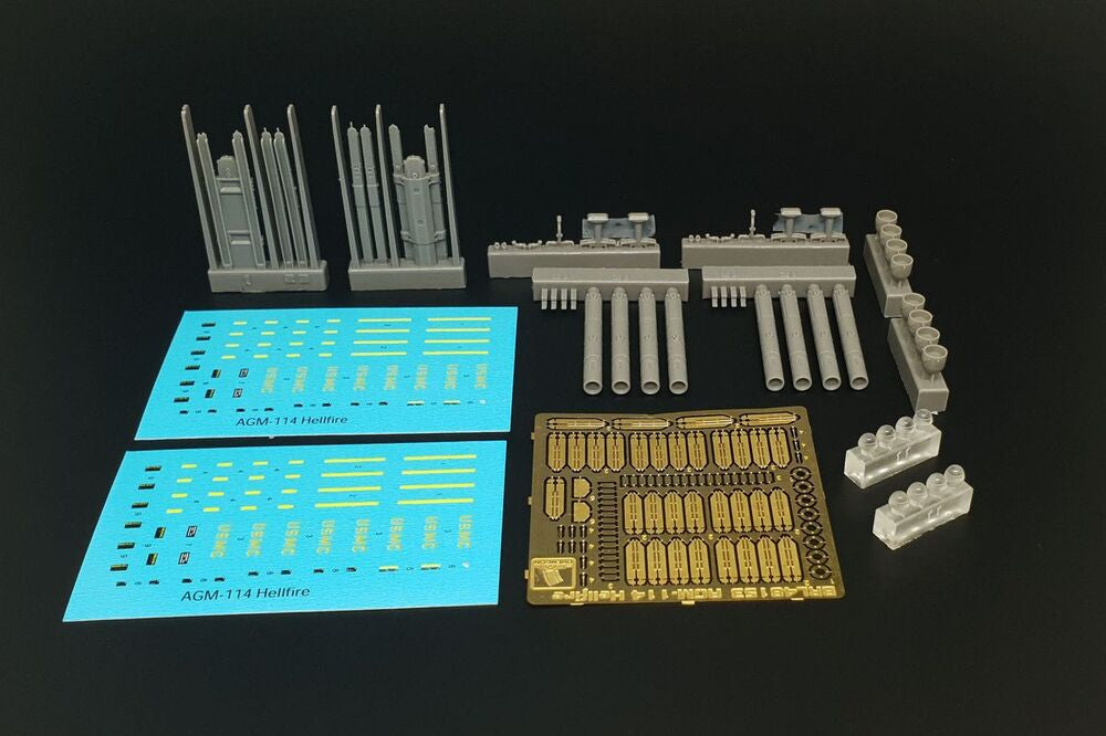 AGM-114 Hellfire (8pcs 2 racks)