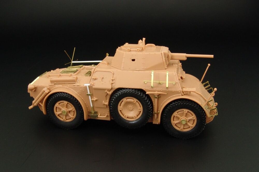 AB-43 Autoblinda (Italeri)