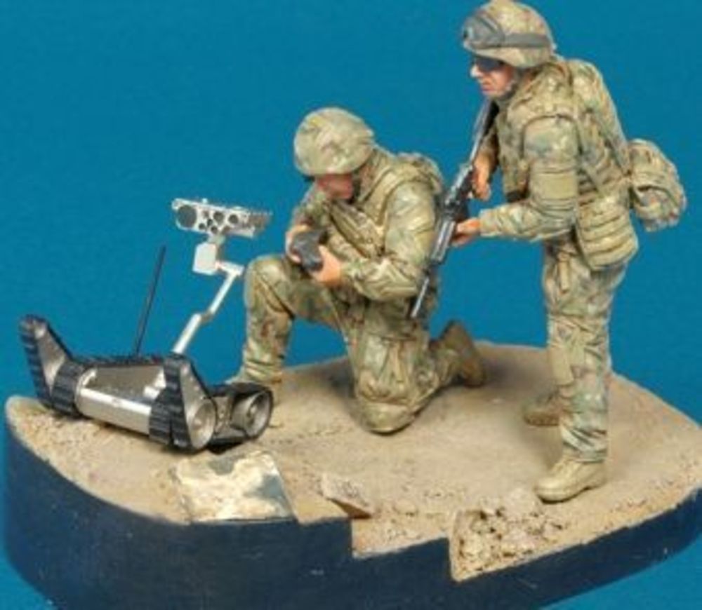 Ranger Reconn. OIF ISAF- 2Fig w/Robot