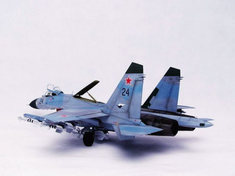 Sukhoi Su-27 Flanker B