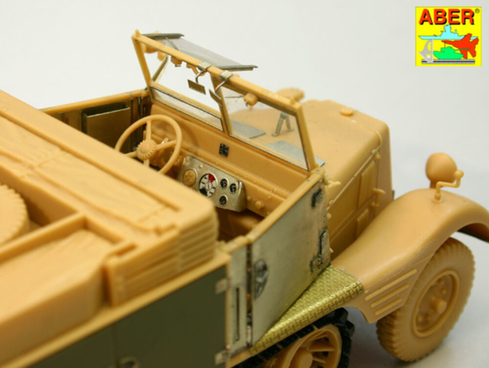 German Nebelkraftwagen Sd.Kfz11/4 vol.1-basic set