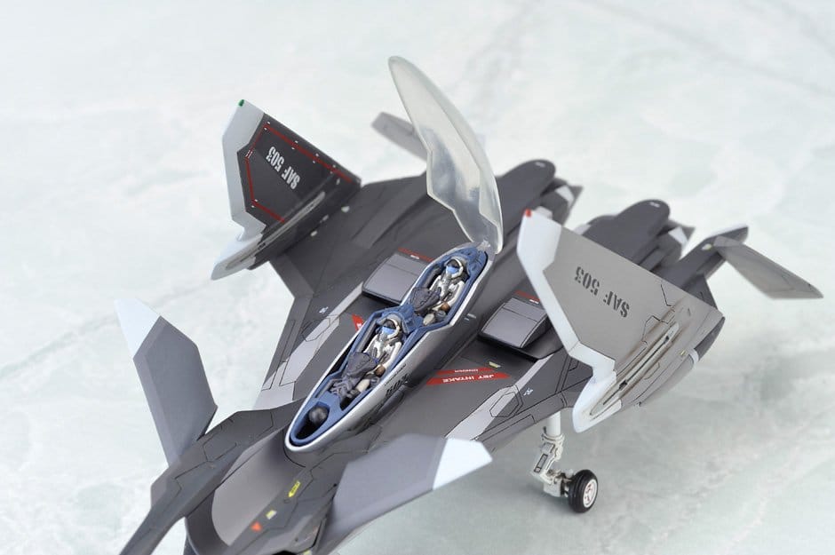 Yukikaze Fairy Air Force Tactical Reconnaissance Model Kit 1/100 FFR-41MR Mave Yukikaze Renewal Ver. 19 cm