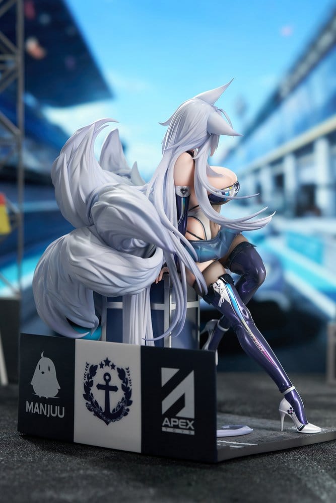 Azur Lane PVC Figure 1/7 Shinano Moonlit Chrome Ver. Acrylic Special Edition w/Display 25 cm