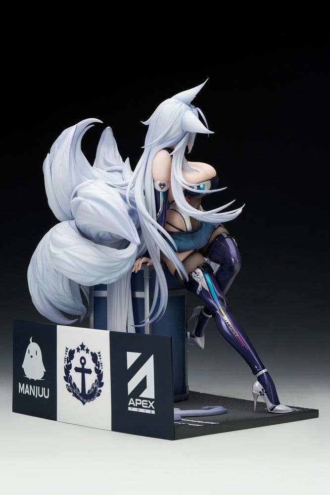 Azur Lane PVC Figure 1/7 Shinano Moonlit Chrome Ver. Acrylic Special Edition w/Display 25 cm