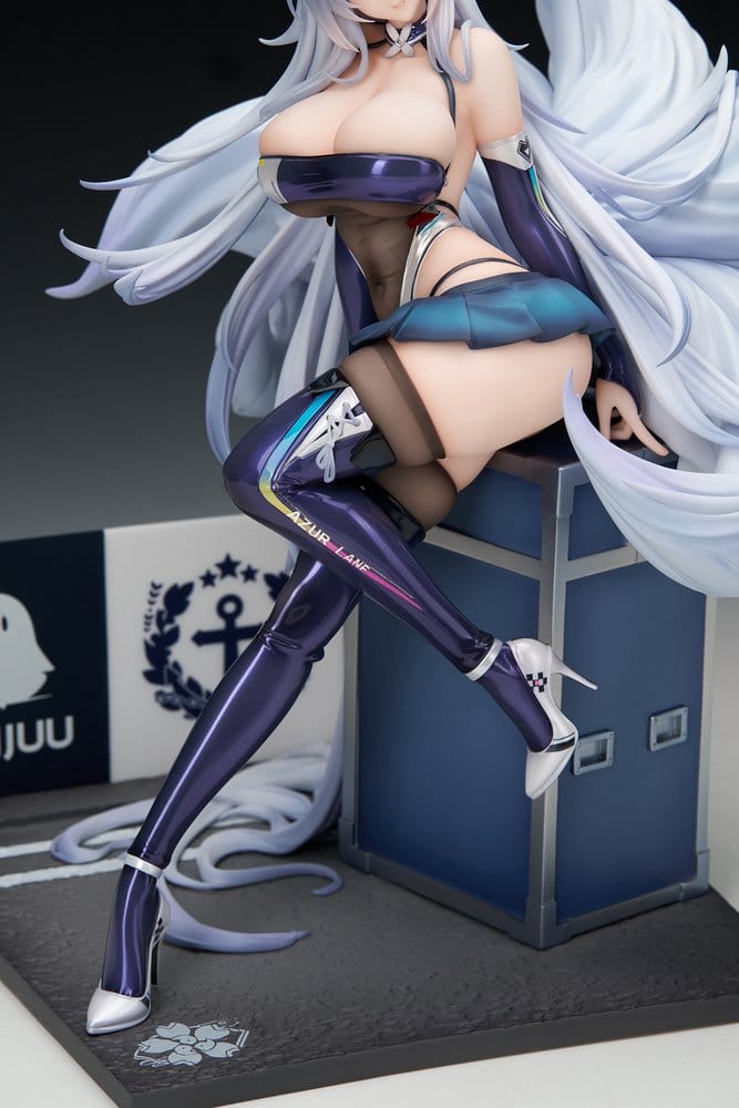 Azur Lane PVC Figure 1/7 Shinano Moonlit Chrome Ver. Acrylic Special Edition w/Display 25 cm