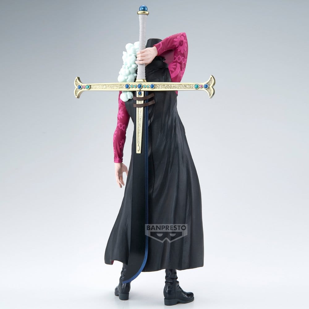 One Piece Premium PVC Figure Dracule Mihawk (The Anime) 34 cm