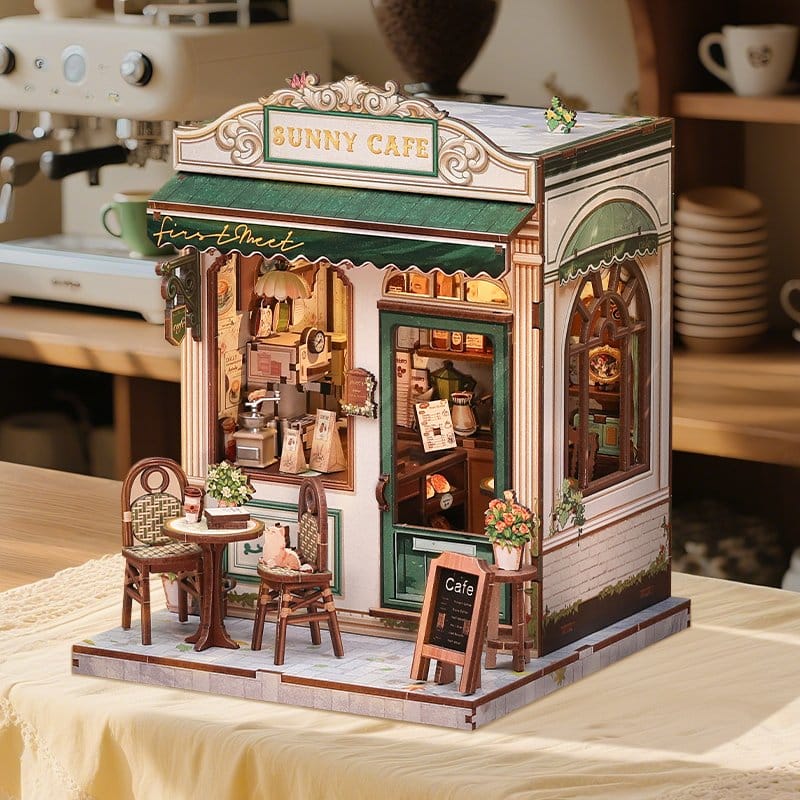 Miniature House Model Kit Sunny Cafe 20 x 16 cm