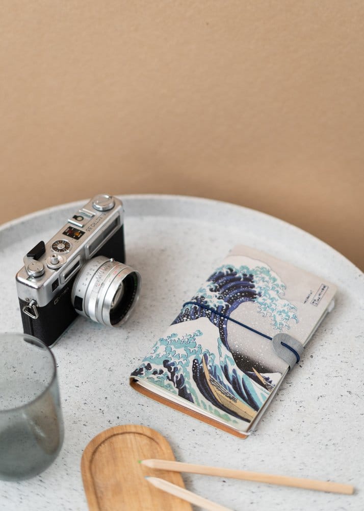 Hokusai Travel Journal The Great Wave of Kanagawa 20 cm