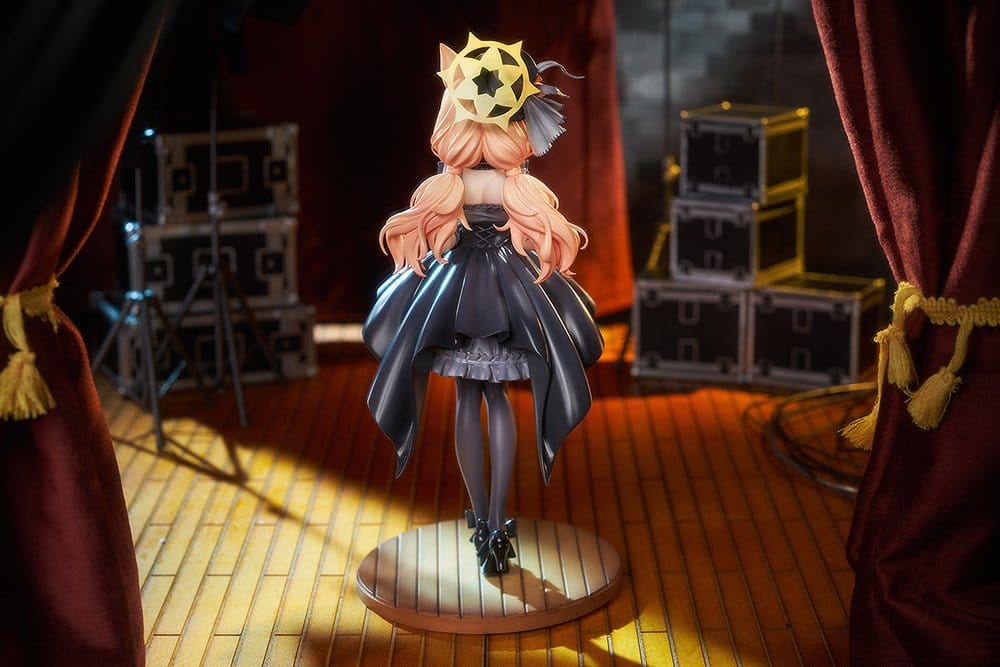 Blue Archive PVC Statue 1/7 Mari (Idol): Memorial Lobby Ver. 24 cm