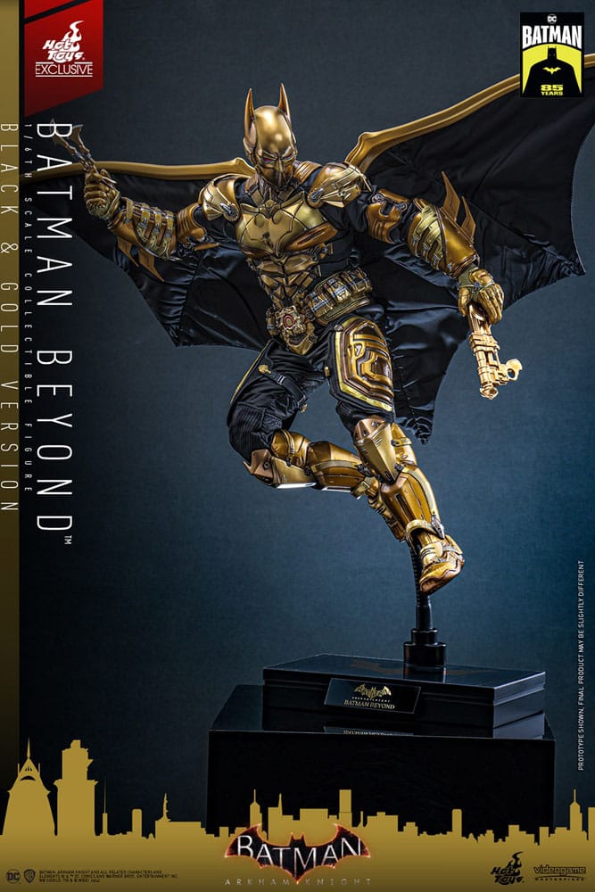 Batman: Arkham Knight Videogame Masterpiece Action Figure 1/6 Batman Beyond (Black & Gold Version) 32 cm