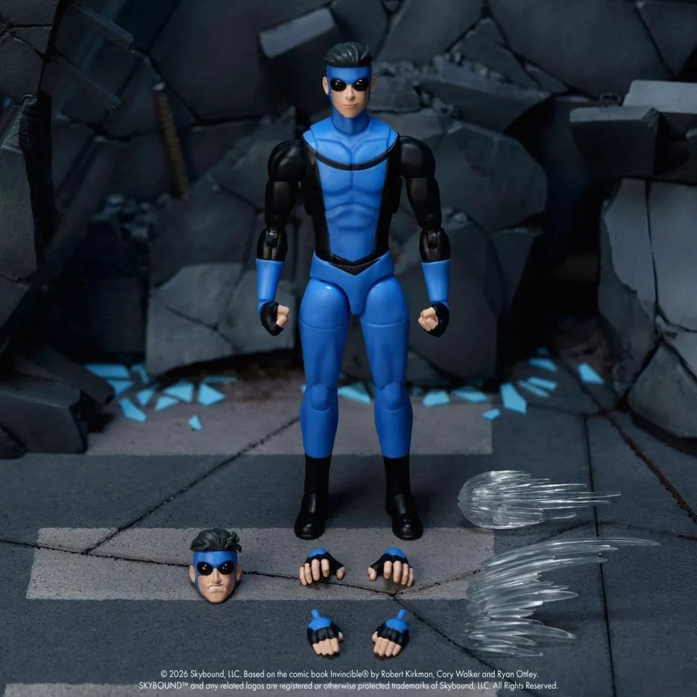 Invincible Action Figure Invincible 16 cm