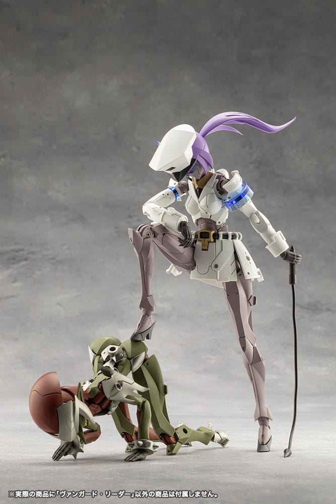 Megalomaria Unlimited Universe Plastic Model Kit Vanguard Leader 16 cm