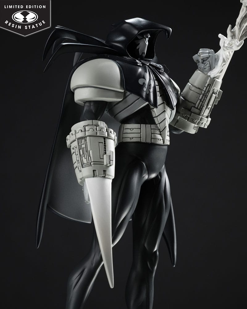 DC Direct Batman: Black & White Statue 1/10 Azrael by Joe Quesada 21 cm