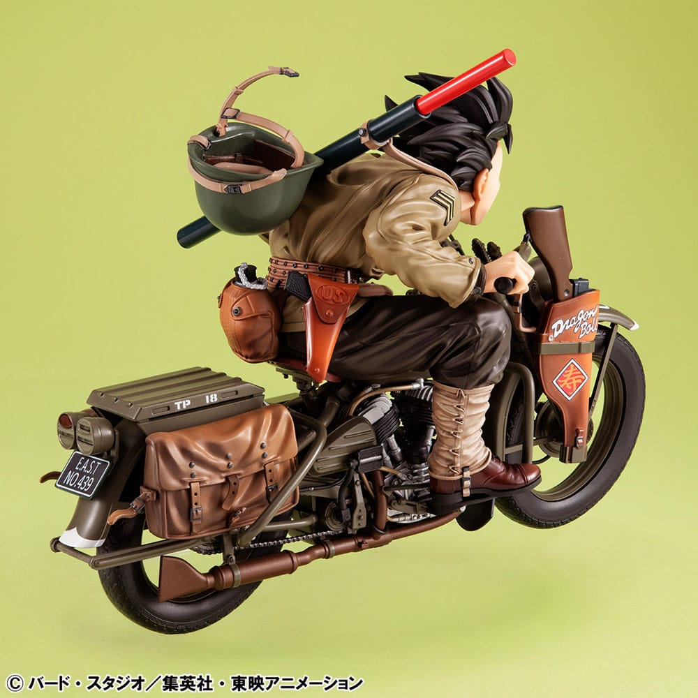 Dragonball Z 05 Desktop Real McCoy PVC Diorama Son Goku & Bike 18 cm