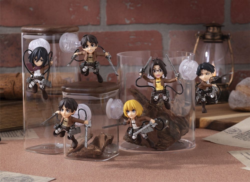 Attack on Titan Tobimas Mini Figures Blind Box Assortment (6)