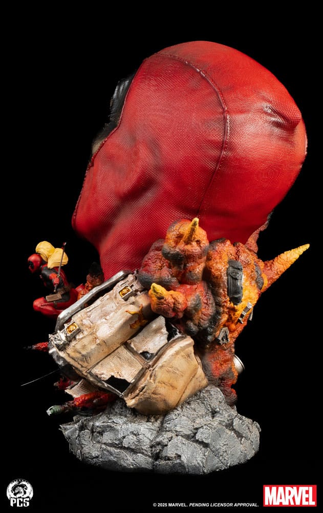 Marvel Fine Art Bust Deadpool 42 cm
