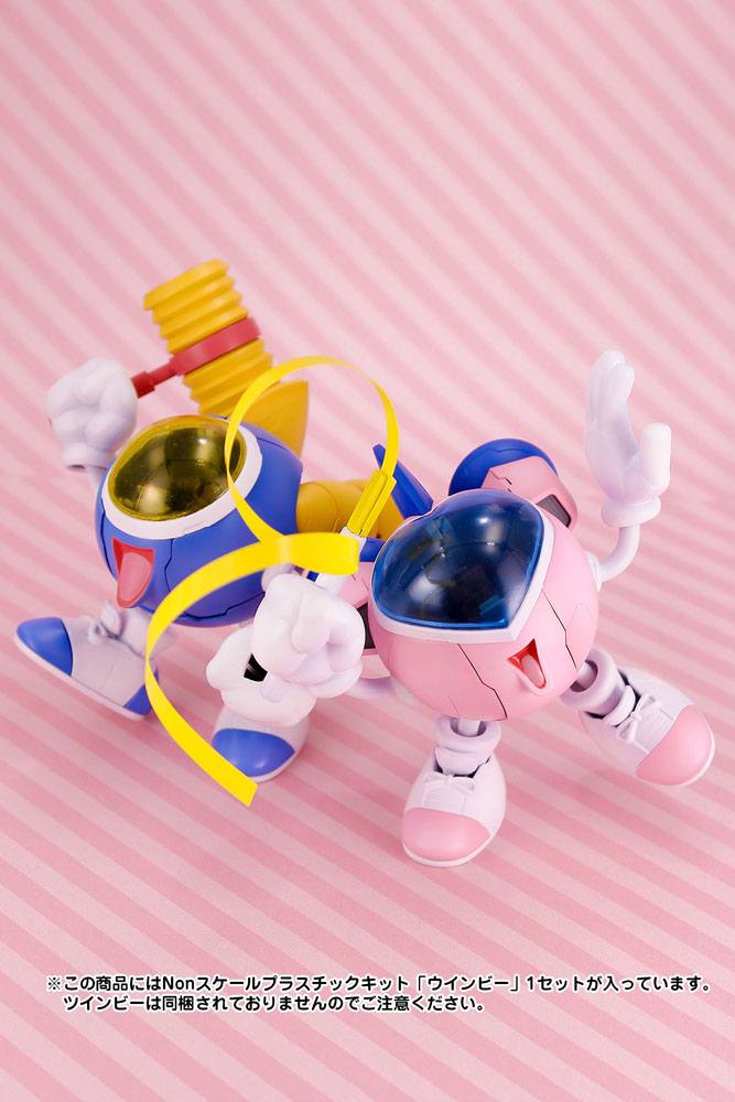 TwinBee Rainbow Bell Adventure Plastic Model Kit Winbee 10 cm