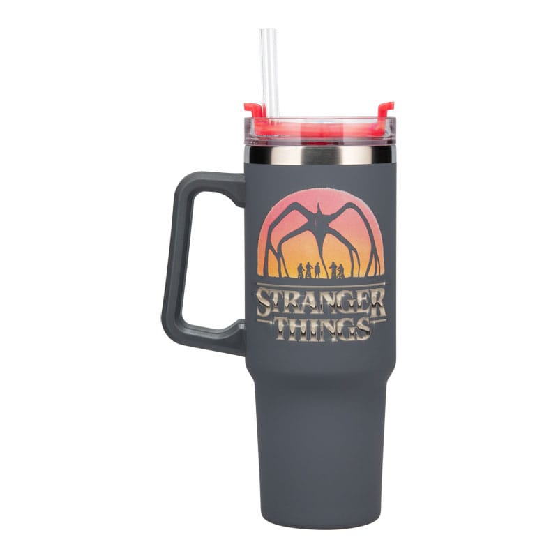 Stranger Things 5 Drinking cup with straw 900 ml