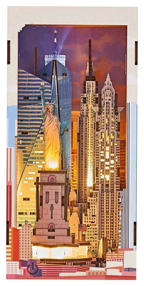Revell Tiny Adventures Book Nook Mini Diorama New York 18 cm