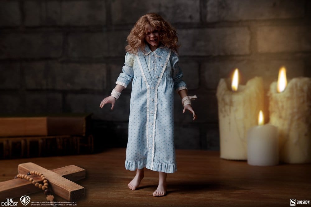 The Exorcist Action Figure 1/6 Regan MacNeil 23 cm
