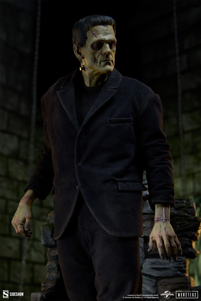 Frankenstein Premium Format Mixed Media Statue Frankenstein (Fabric Costume) 57 cm