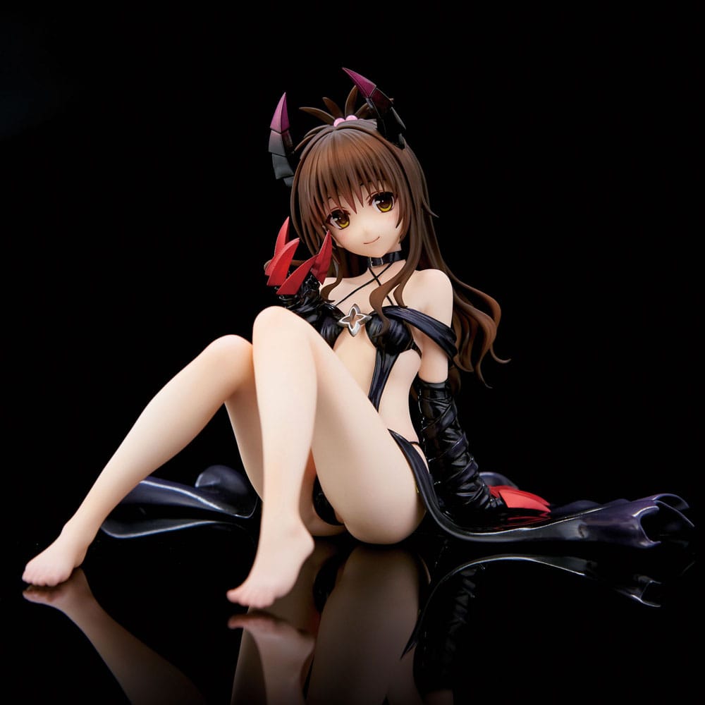 To Love-Ru Darkness PVC Statue 1/6 Yuuki Mikan Darkness Ver. Renewal Package Edition 15 cm