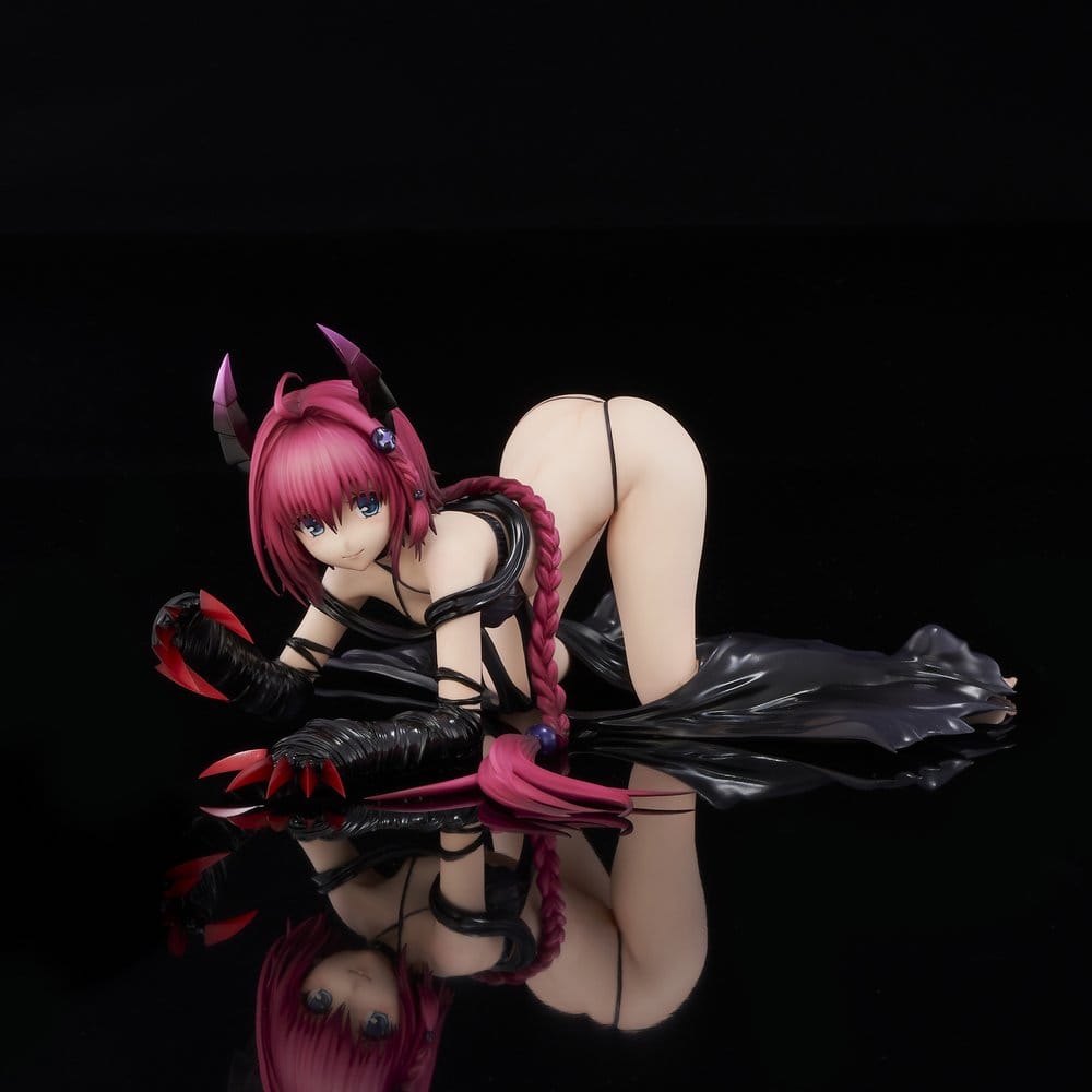 To Love-Ru Darkness PVC Figure 1/6 Mea Kurosaki Darkness Ver. (Renewal Package Edition) 11 cm